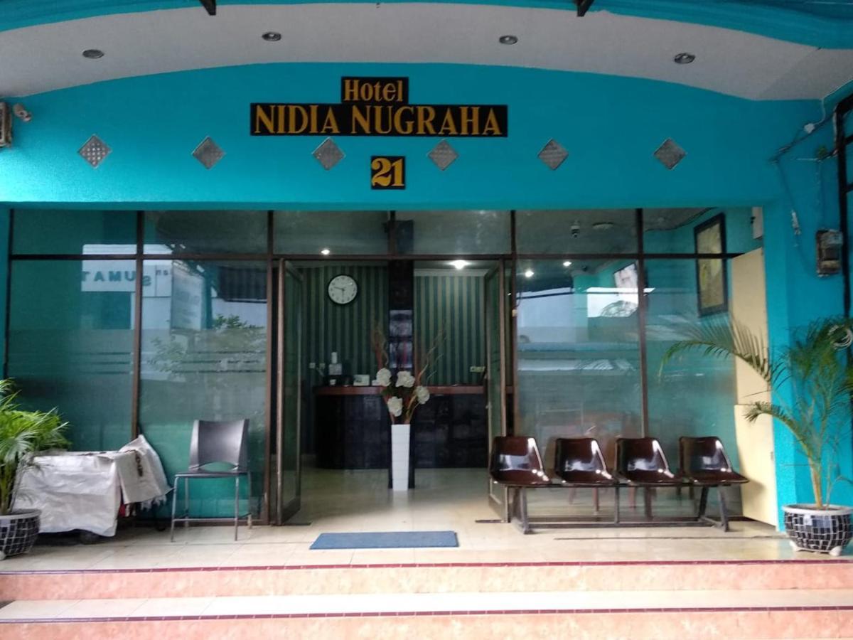 Reddoorz Near Yuki Simpang Raya Mall Medan 2 Exteriör bild