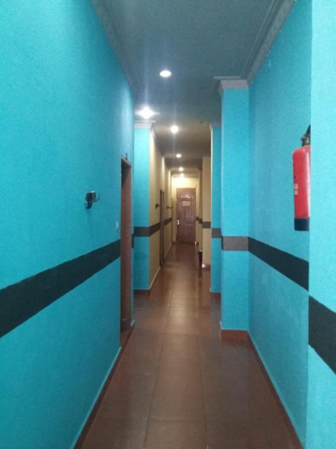 Reddoorz Near Yuki Simpang Raya Mall Medan 2 Exteriör bild