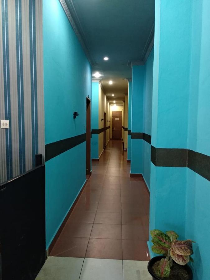 Reddoorz Near Yuki Simpang Raya Mall Medan 2 Exteriör bild